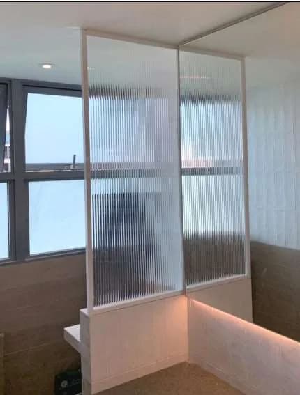 Glass Backsplash - 5mm Standard Clear Tempered - White|Black
